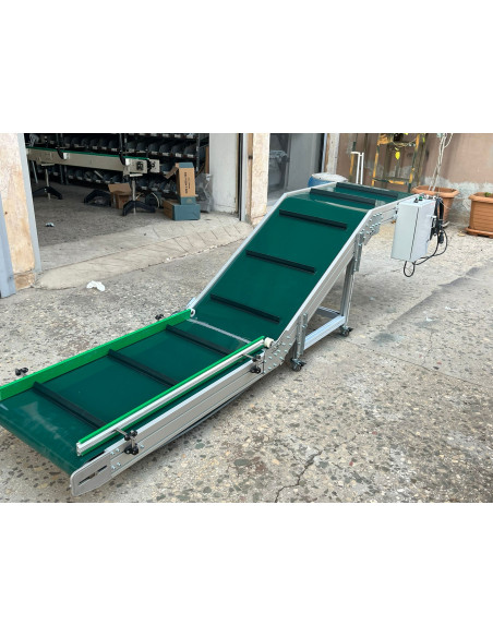 Plastik Enjeksiyon Altı Ürün Alma Konveyörü -3