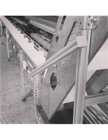 Moduler Bantlı Z Konveyörler